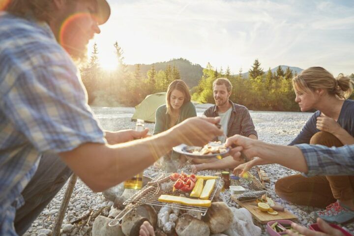 Illustratie bij: Barbecueën op de camping? Zó doe je dat