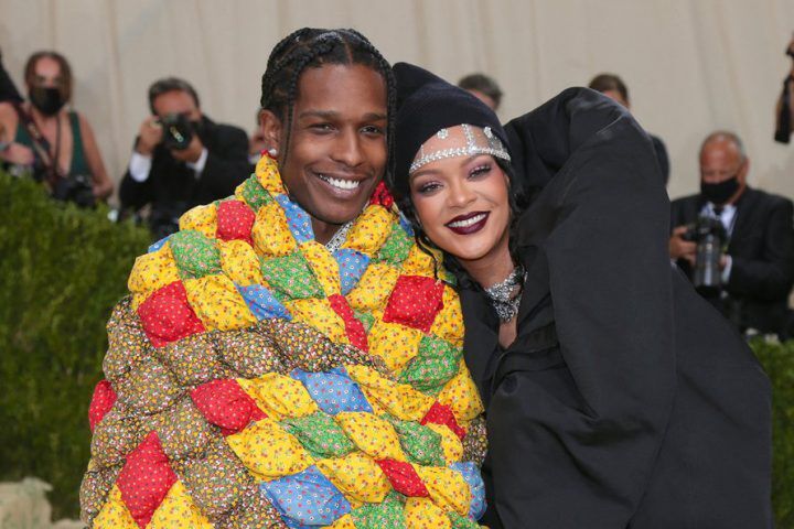 Illustratie bij: Stop the music: ‘Rihanna in het geheim bevallen’