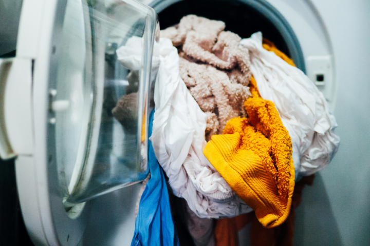 Illustratie bij: Nog 20 minuten? Dit is waarom de tijd van de wasmachine vaak niet klopt