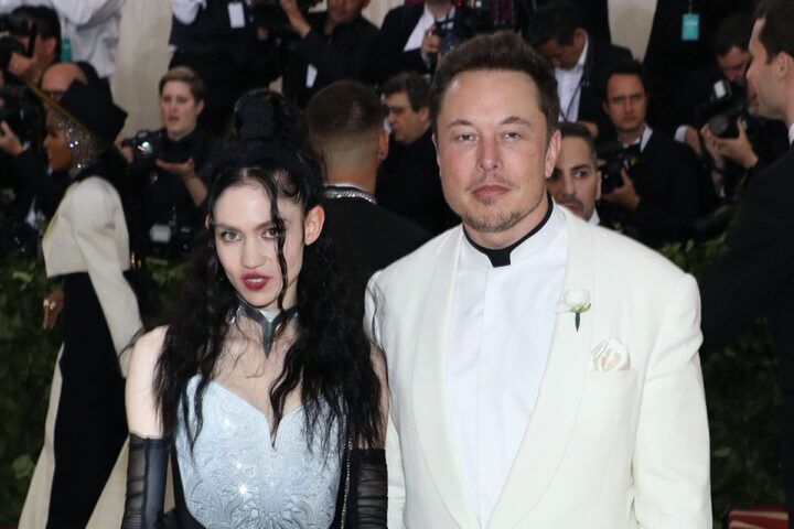 Illustratie bij: Kleine vogel: Elon Musk en Grimes kregen in geheim derde kind