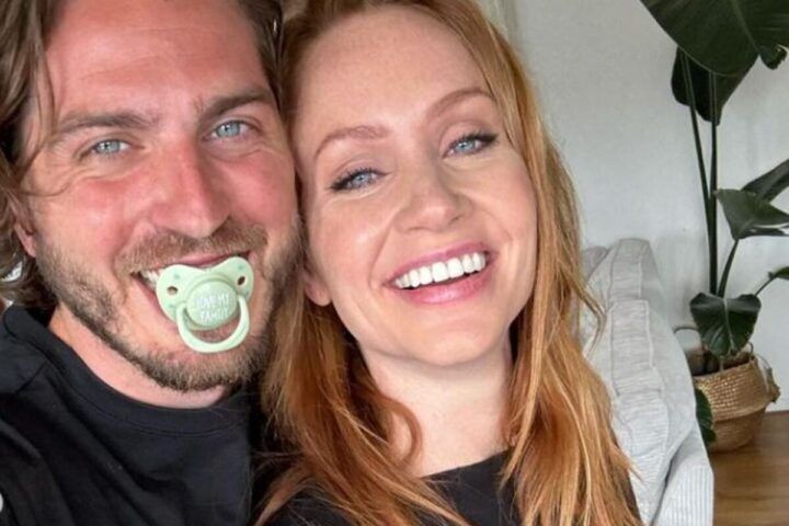 Illustratie bij: Goede Tijden: acteurskoppel Bertrie Wierenga en Dorian Bindels worden papa en mama