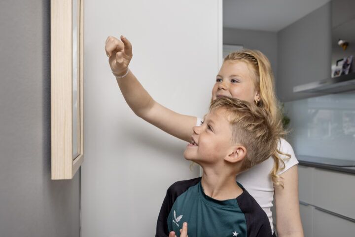 Illustratie bij: Hoe moeders de decemberchaos écht overleven