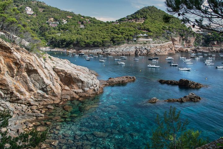 Illustratie bij: 10 kindvriendelijke verblijven aan de Costa Brava waar ouders óók vakantie hebben 