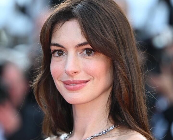 Illustratie bij: Anne Hathaway over miskraam: ‘Waarom houden we het voor ons?’
