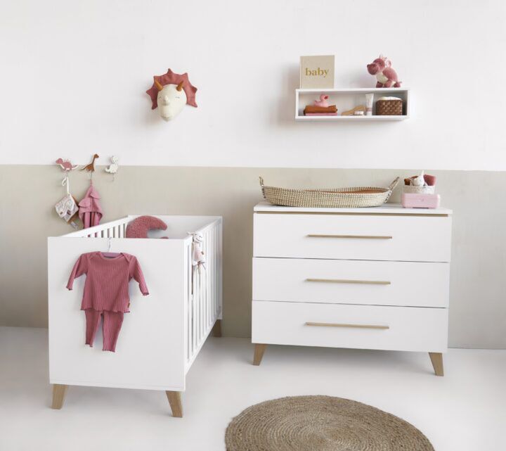 Illustratie bij: WIN: COMPLETE BABYKAMERSET- PRÉNATAL t.w.v. €1097