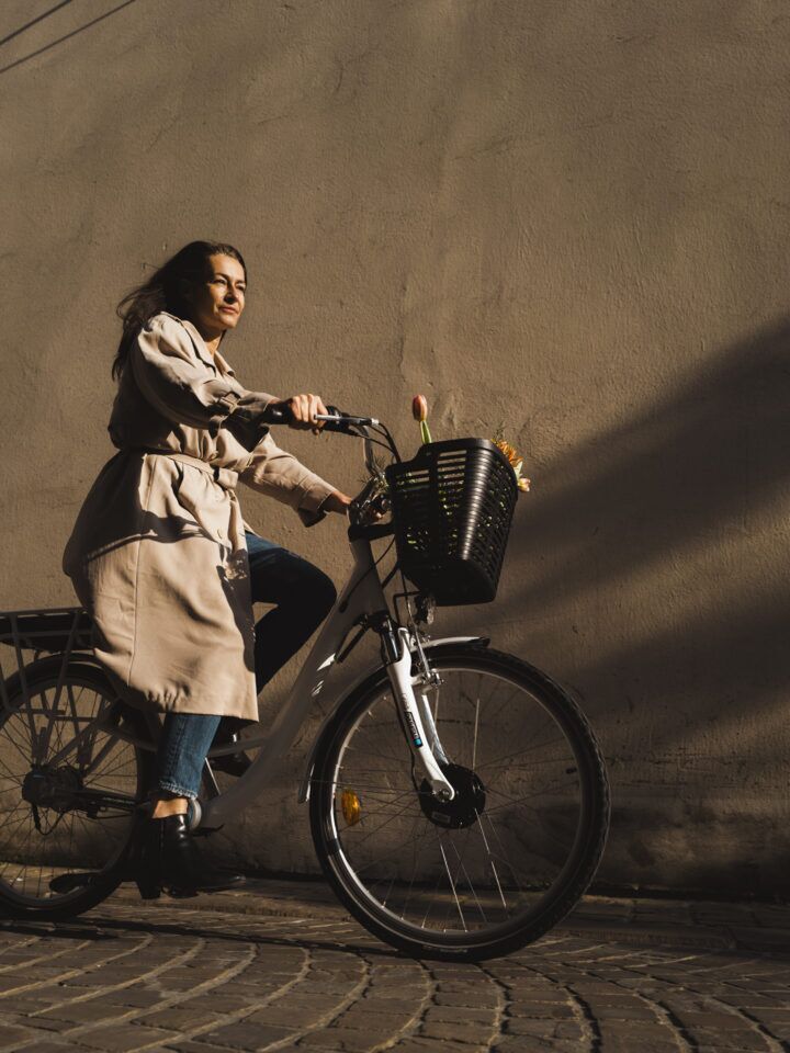 Illustratie bij: Win: lekker doortrappen, ook met kind achterop: zo scoor je een (betaalbare!) elektrische (moeder)fiets